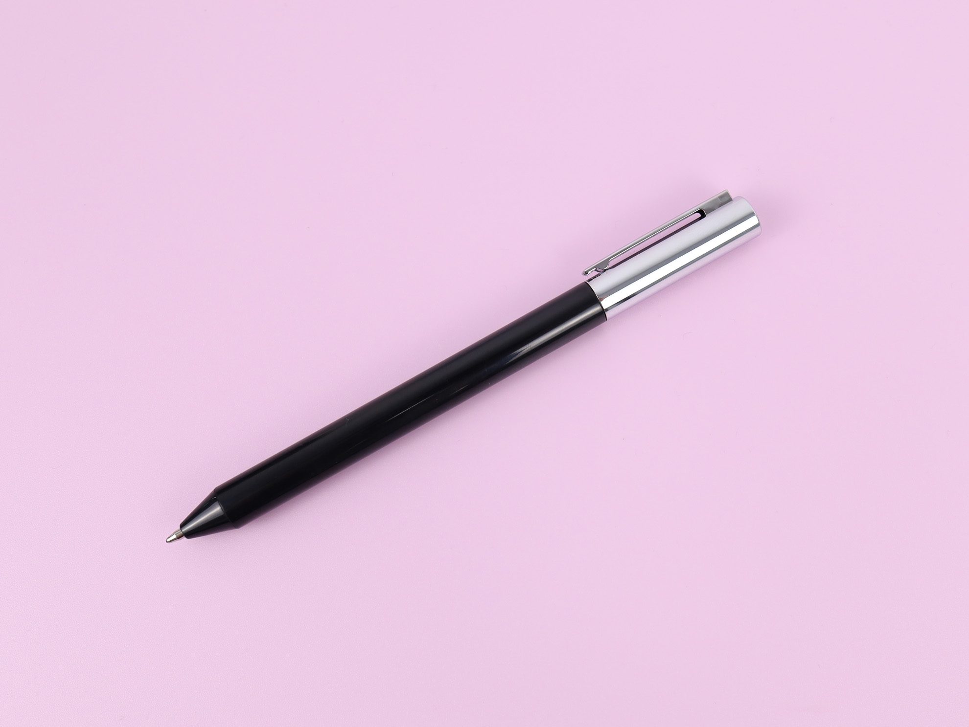 PP-01-สีดำ-WHATSOLDEVER